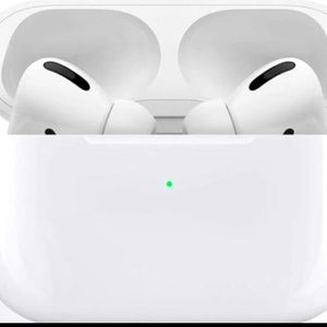 Apple AirPods Pro with MagSafe Wireless Charging Case - White